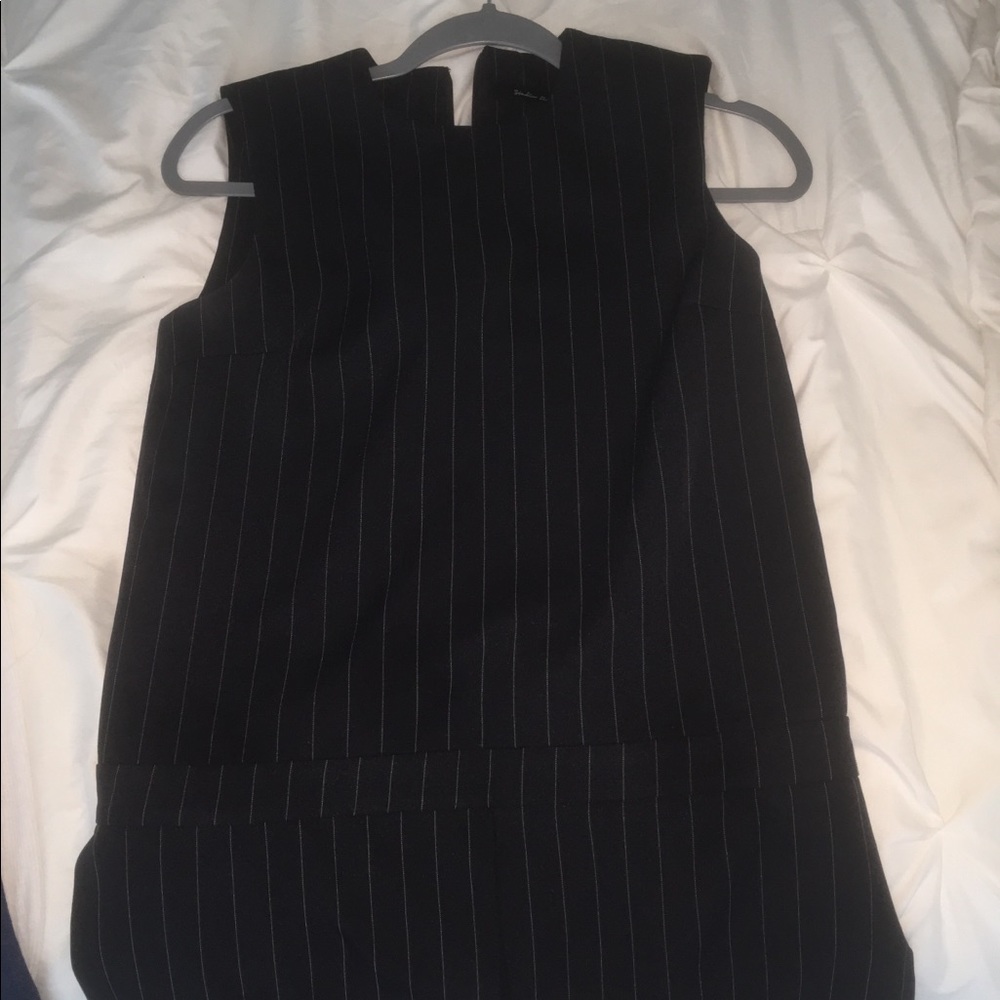 Elegant dress short